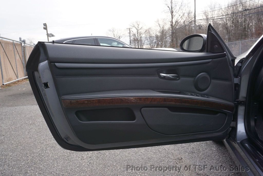 2009 BMW 3 Series 335i IMMACULATE CONDITION W/ ALL SERVICE HISTORY - 22959018 - 40