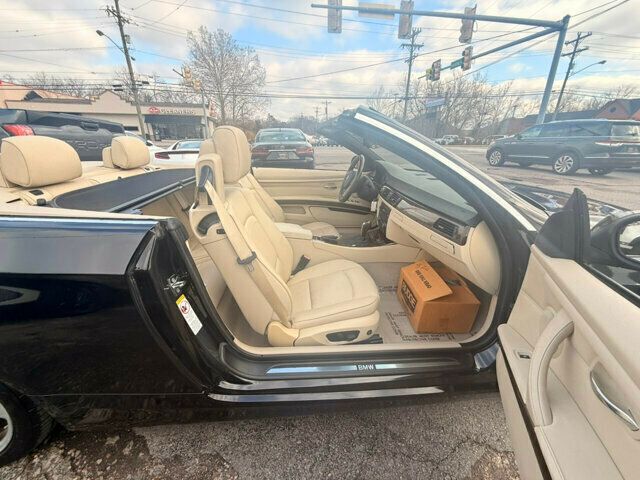 2009 BMW 3 Series LocalTrade/PremiumPkg/ComfortAccess/HeatedLeatherSeats - 22771381 - 11