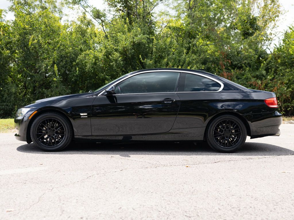 2009 BMW 3 Series New Tires, Recent Major Tune Up, Added Black Optics - 22898657 - 3