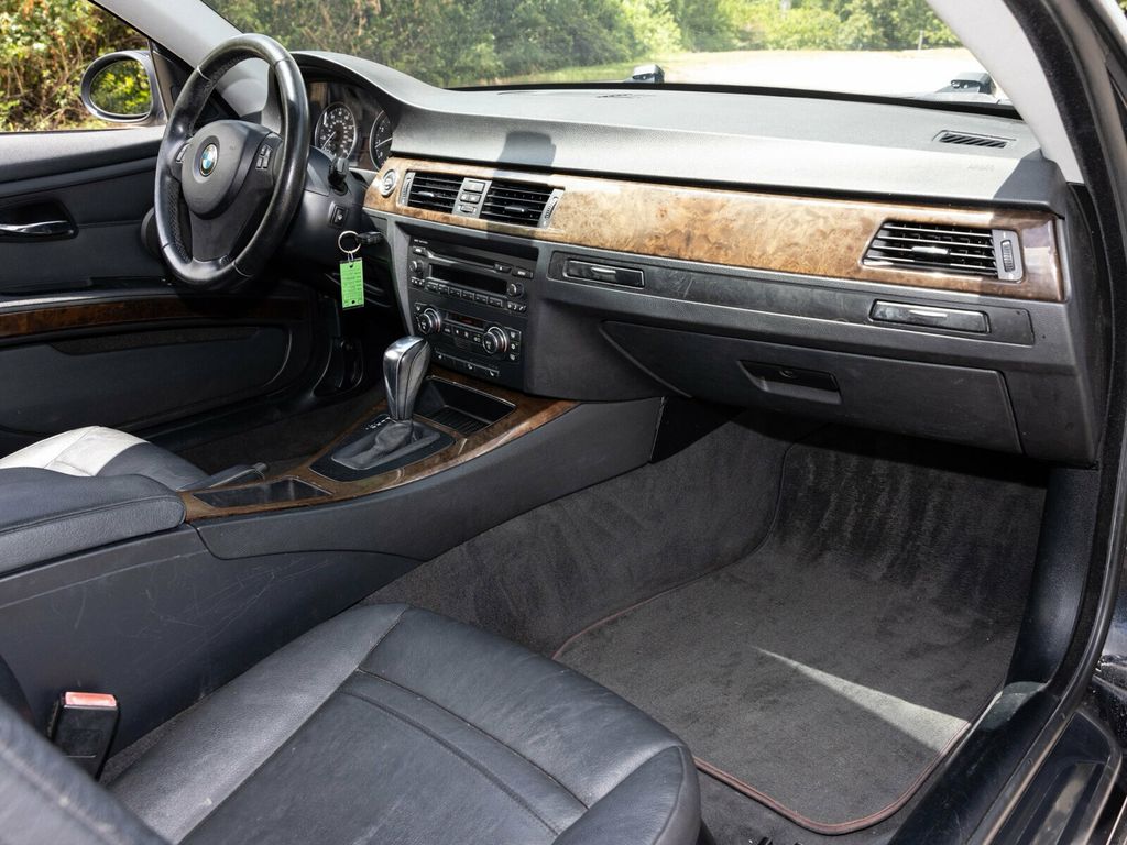 2009 BMW 3 Series New Tires, Recent Major Tune Up, Added Black Optics - 22898657 - 46