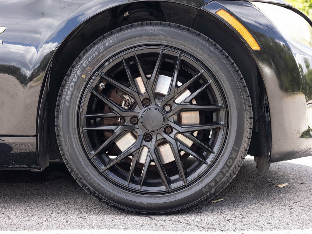 2009 BMW 3 Series New Tires, Recent Major Tune Up, Added Black Optics - 22898657 - 51