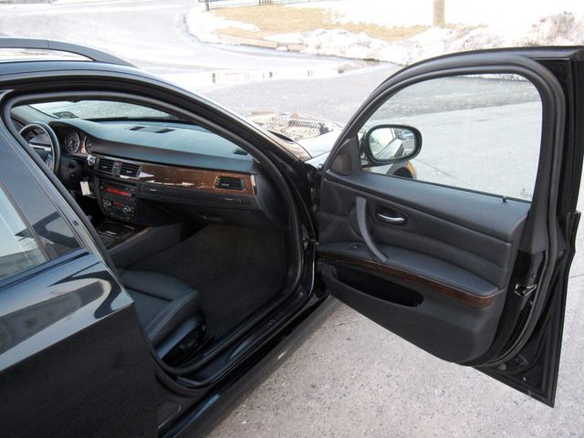 2009 BMW 3 Series Sports  328i xDrive - 22991529 - 24