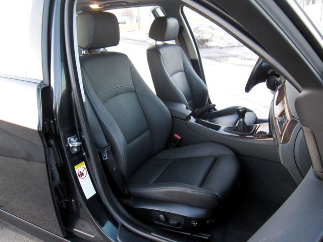 2009 BMW 3 Series Sports  328i xDrive - 22991529 - 25