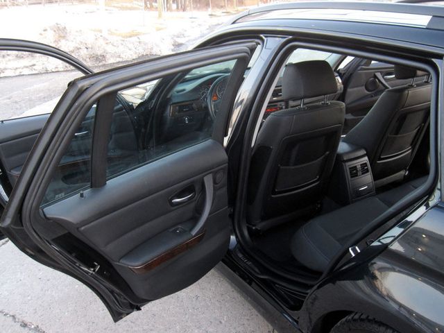 2009 BMW 3 Series Sports  328i xDrive - 22991529 - 29