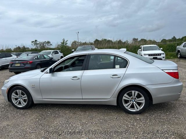 2009 BMW 5 Series 528i xDrive - 23032053 - 3