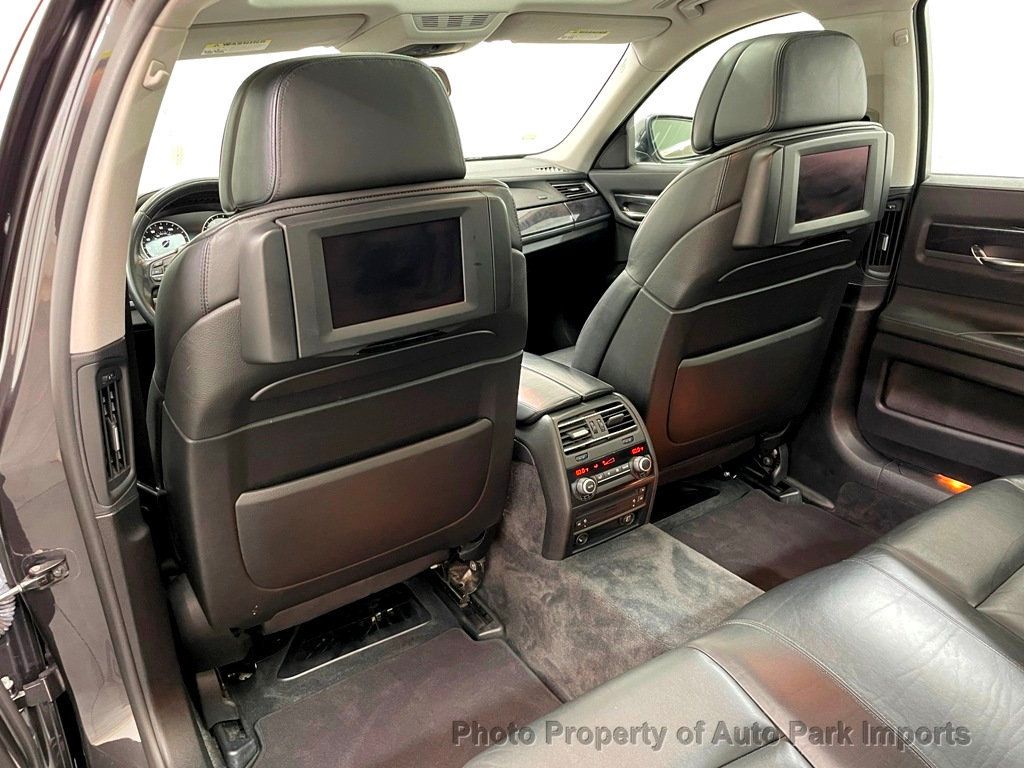 2009 BMW 7 Series 750Li - 21964454 - 26