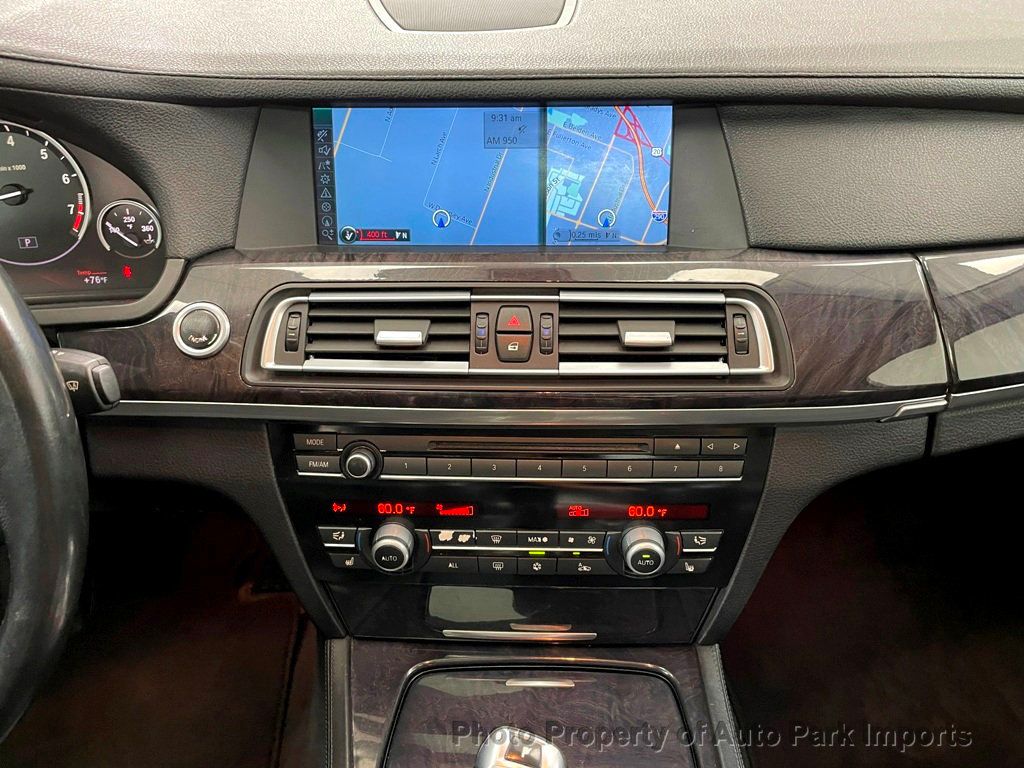 2009 BMW 7 Series 750Li - 21964454 - 29