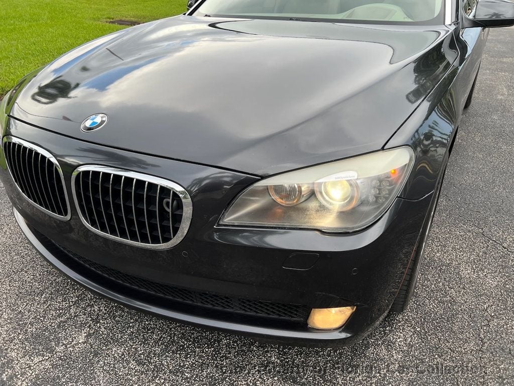 2009 BMW 7 Series 750Li Sedan - 22572500 - 27