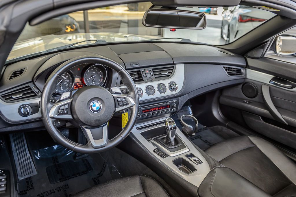 2009 BMW Z4 Z4 35i sDRIVE - GREAT MILES - TURBO - RETRACTABLE HARD TOP - 22915188 - 24