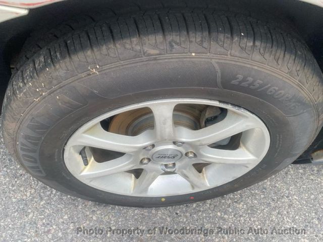 2009 Buick LaCrosse 4dr Sedan CX - 23048977 - 11