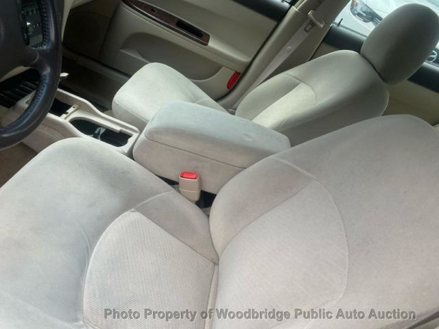 2009 Buick LaCrosse 4dr Sedan CX - 23048977 - 5