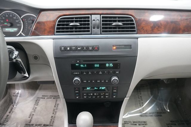 2009 Buick LaCrosse 4dr Sedan CX - 23013755 - 15
