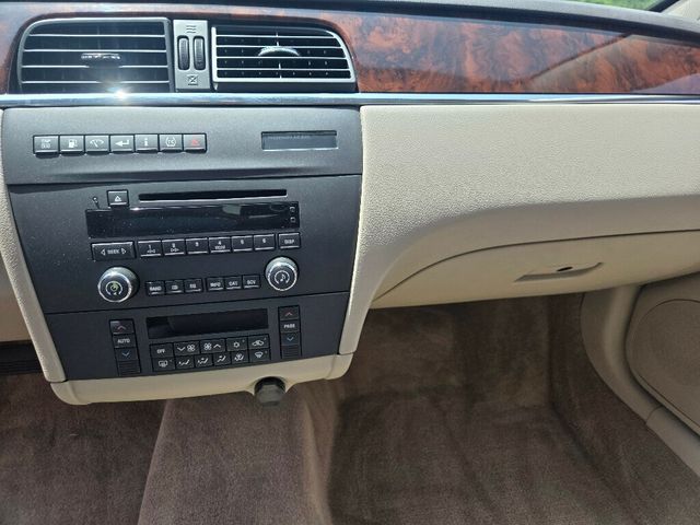 2009 Buick LaCrosse 4dr Sedan CX - 23039133 - 19