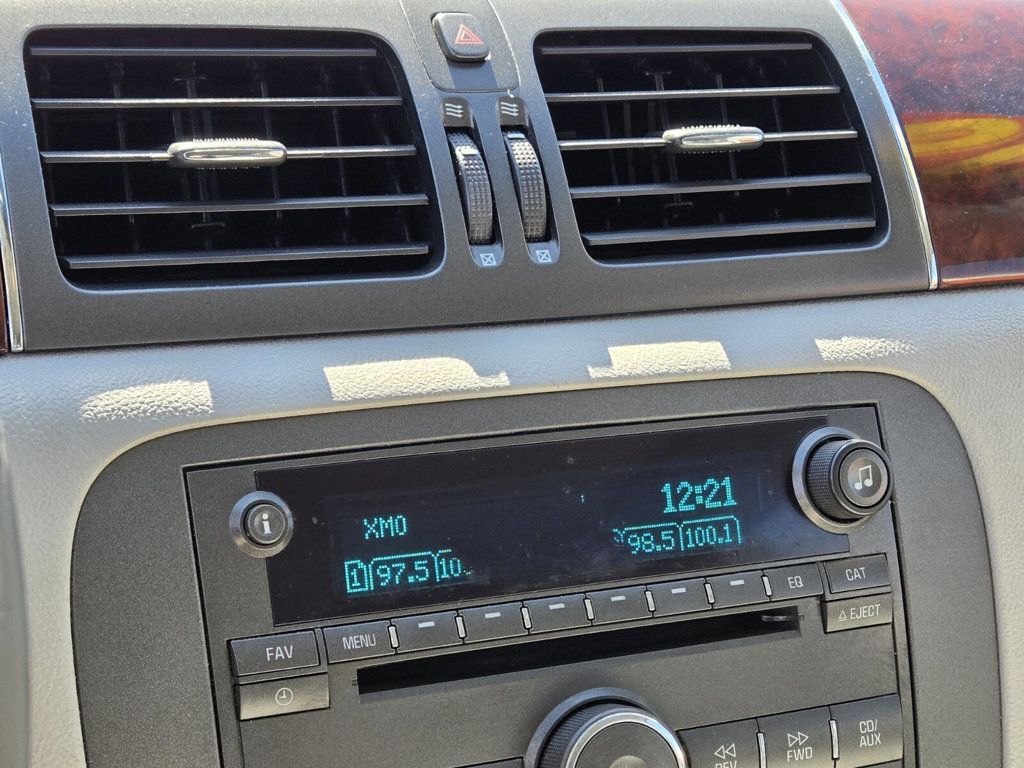 2009 Buick Lucerne 4dr Sedan CXL - 22929944 - 16