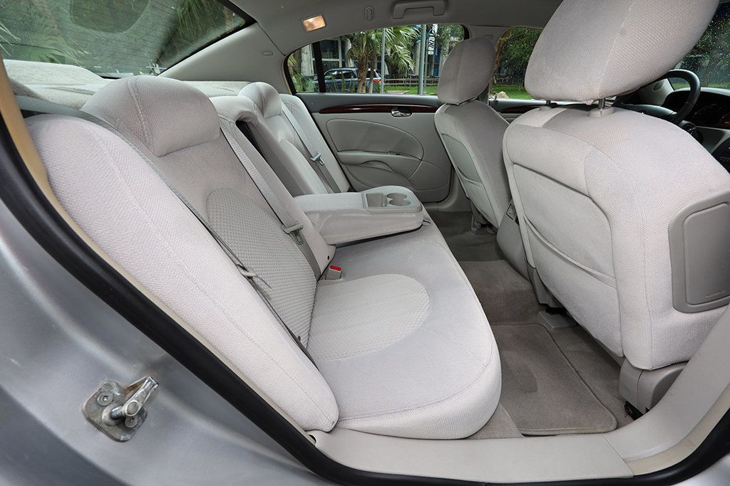 2009 Buick Lucerne CX - 23035909 - 28
