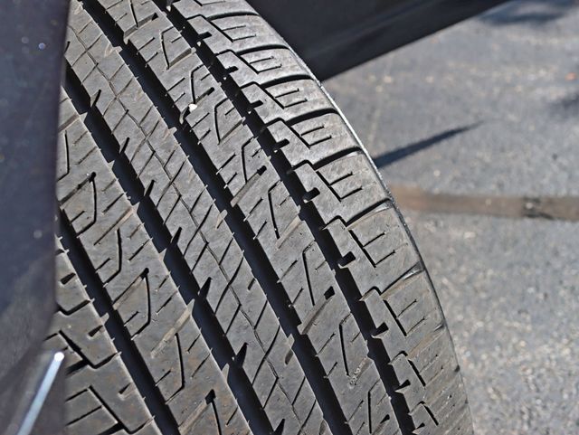 2009 Cadillac CTS 4dr Sedan AWD Premium Collection - 22913067 - 27