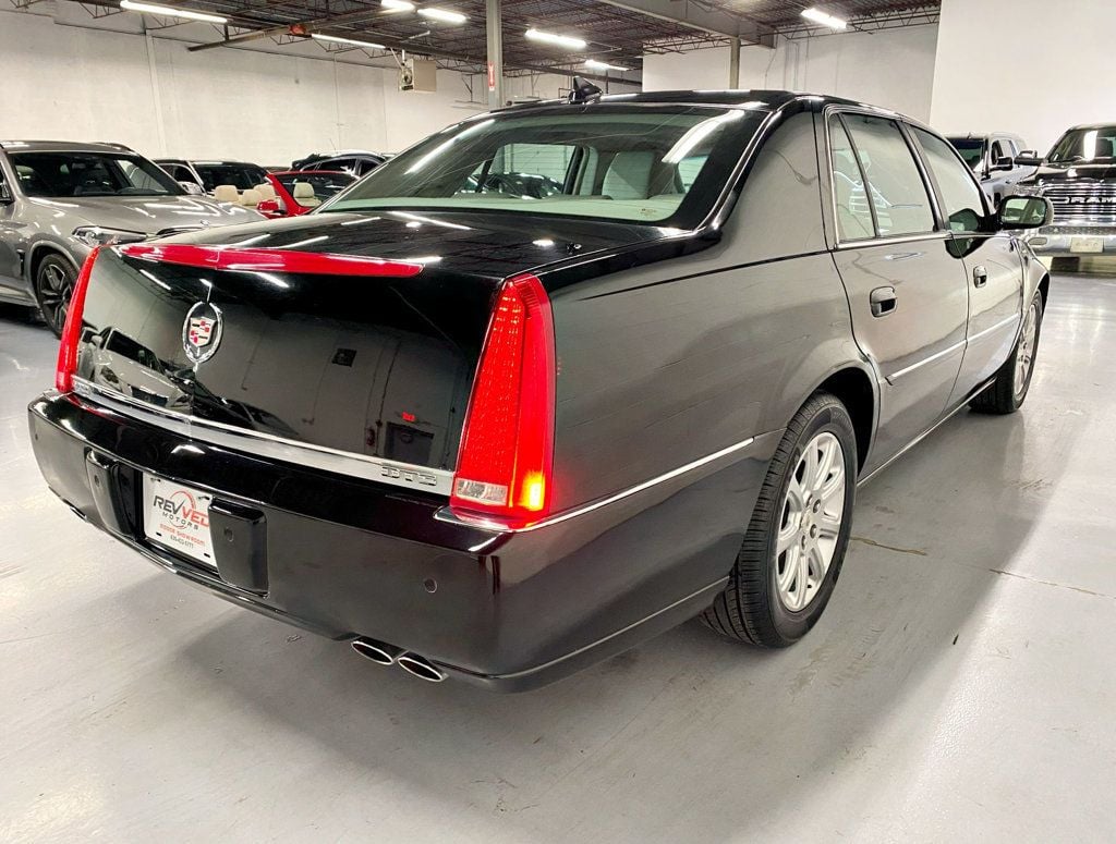 2009 Cadillac DTS Luxury  - 22656641 - 6