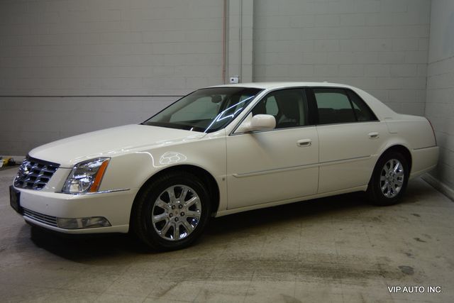 2009 Cadillac DTS Sedan 4D - 22962931 - 29
