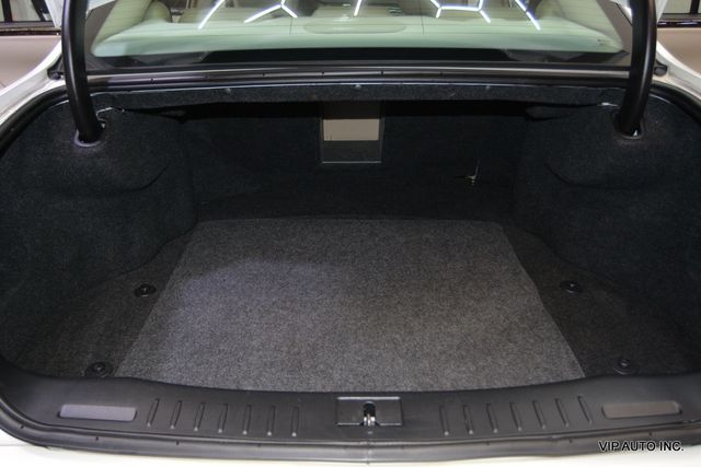 2009 Cadillac DTS Sedan 4D - 22962931 - 32