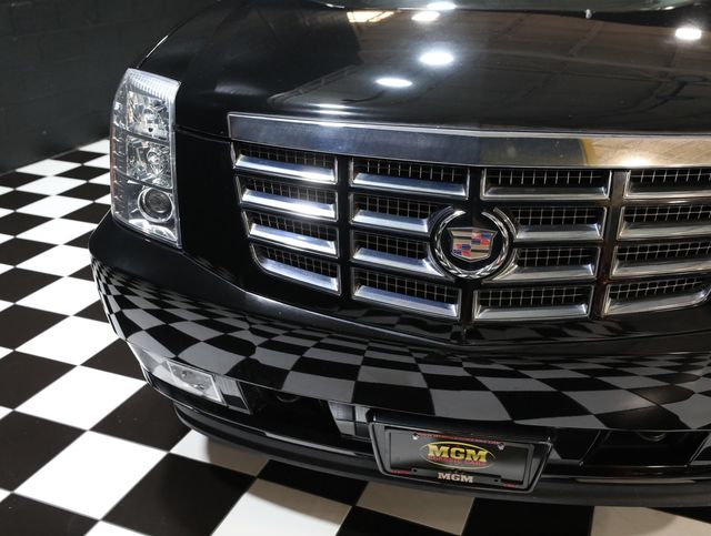 2009 Cadillac Escalade 40k ORIGINAL MILES - CLEAN CARFAX REPORT - MUST SEE - 23039922 - 11