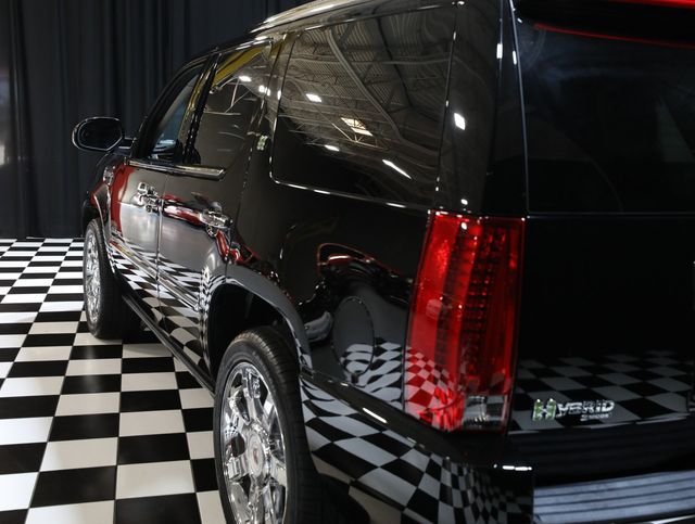 2009 Cadillac Escalade 40k ORIGINAL MILES - CLEAN CARFAX REPORT - MUST SEE - 23039922 - 23