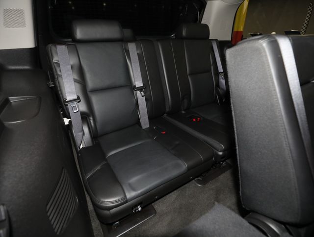2009 Cadillac Escalade 40k ORIGINAL MILES - CLEAN CARFAX REPORT - MUST SEE - 23039922 - 39