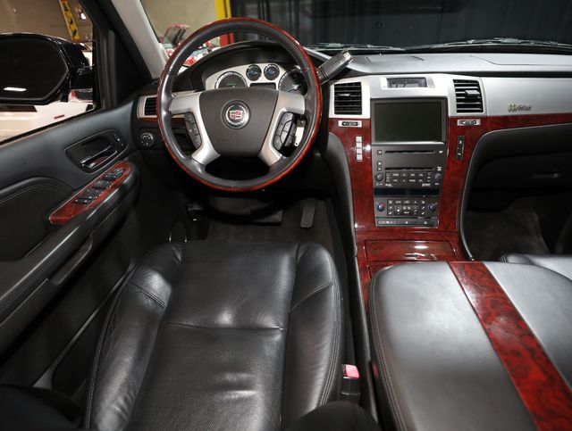 2009 Cadillac Escalade 40k ORIGINAL MILES - CLEAN CARFAX REPORT - MUST SEE - 23039922 - 47