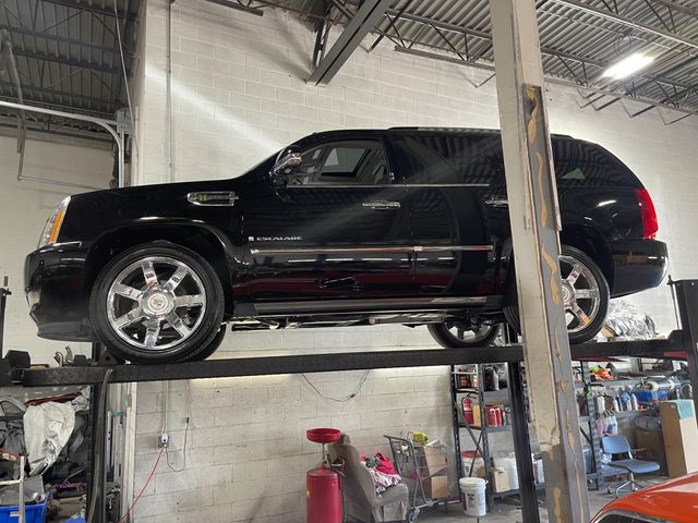 2009 Cadillac Escalade 40k ORIGINAL MILES - CLEAN CARFAX REPORT - MUST SEE - 23039922 - 74