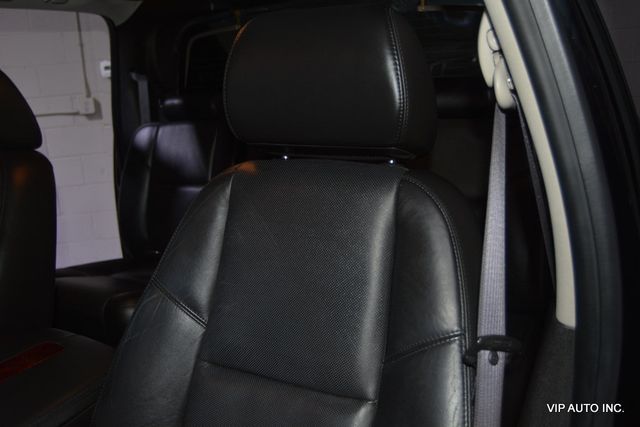 2009 Cadillac Escalade AWD 4dr - 22824403 - 10