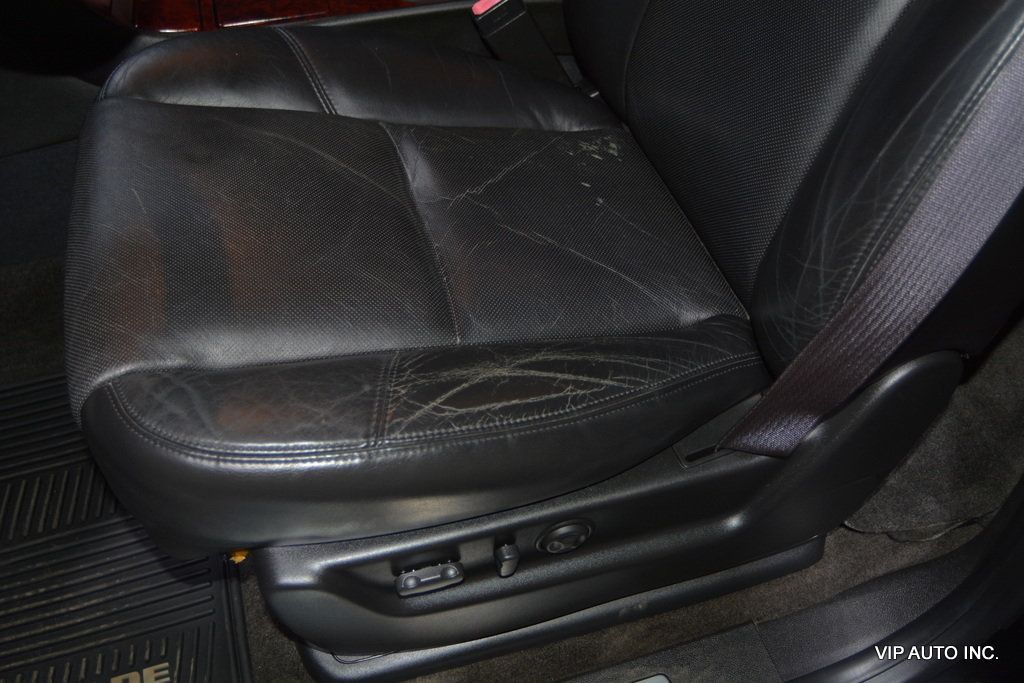 2009 Cadillac Escalade AWD 4dr - 22824403 - 14