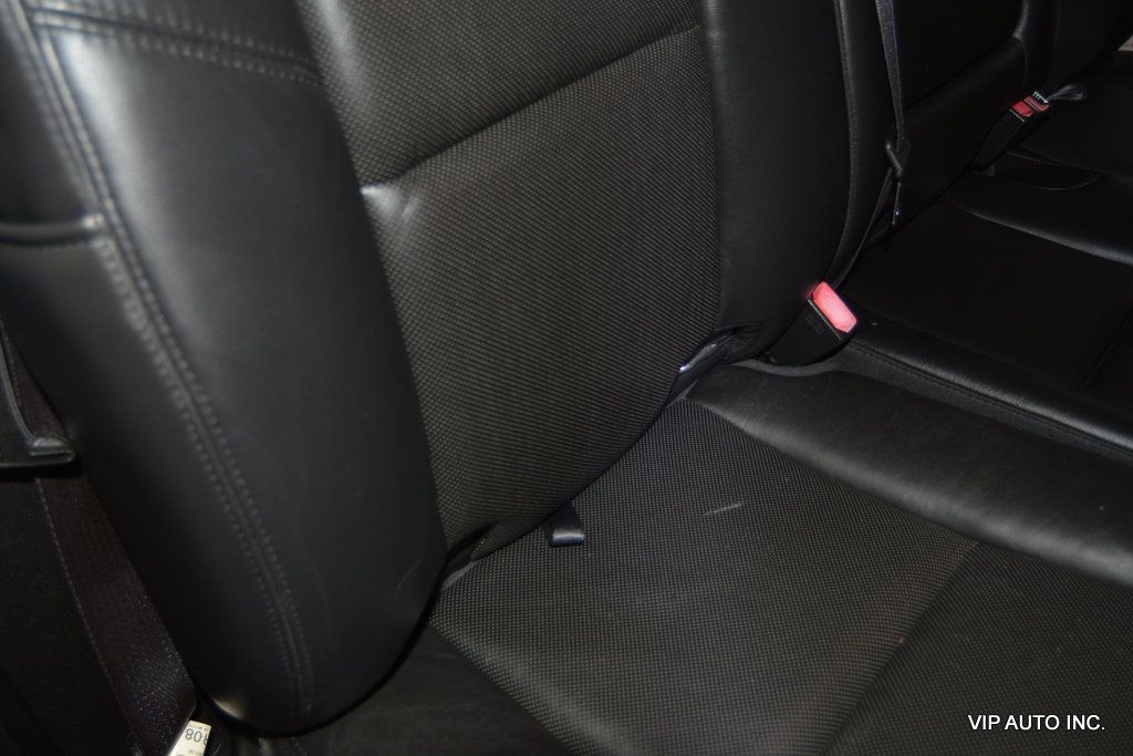 2009 Cadillac Escalade AWD 4dr - 22824403 - 16