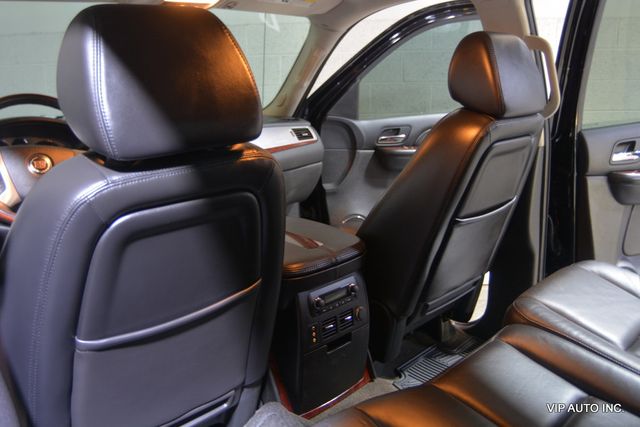 2009 Cadillac Escalade AWD 4dr - 22824403 - 18