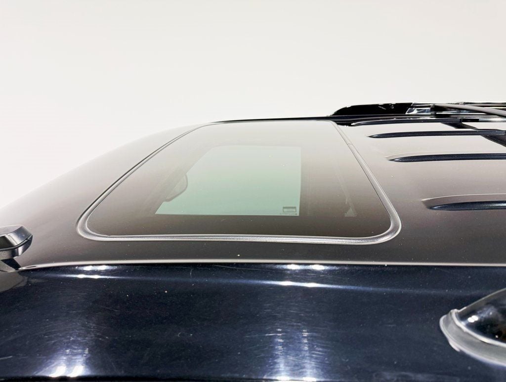 2009 Cadillac Escalade photo 10