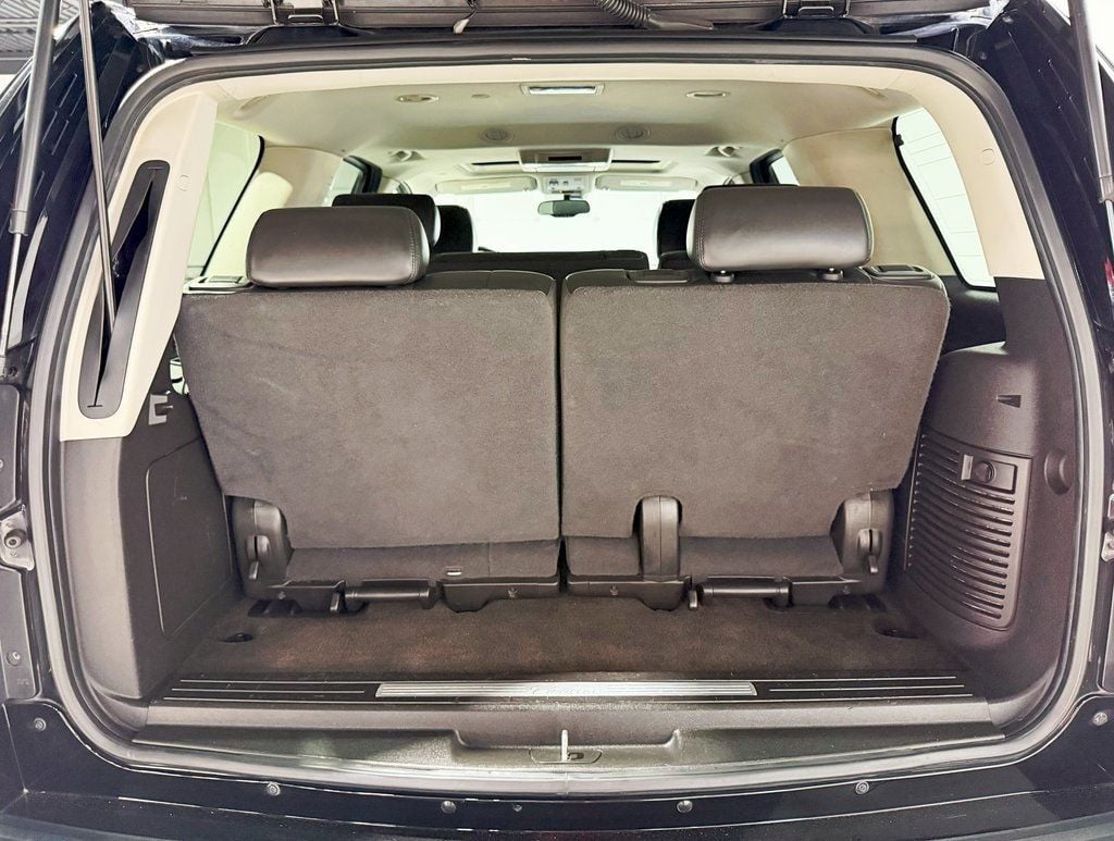 2009 Cadillac Escalade photo 34