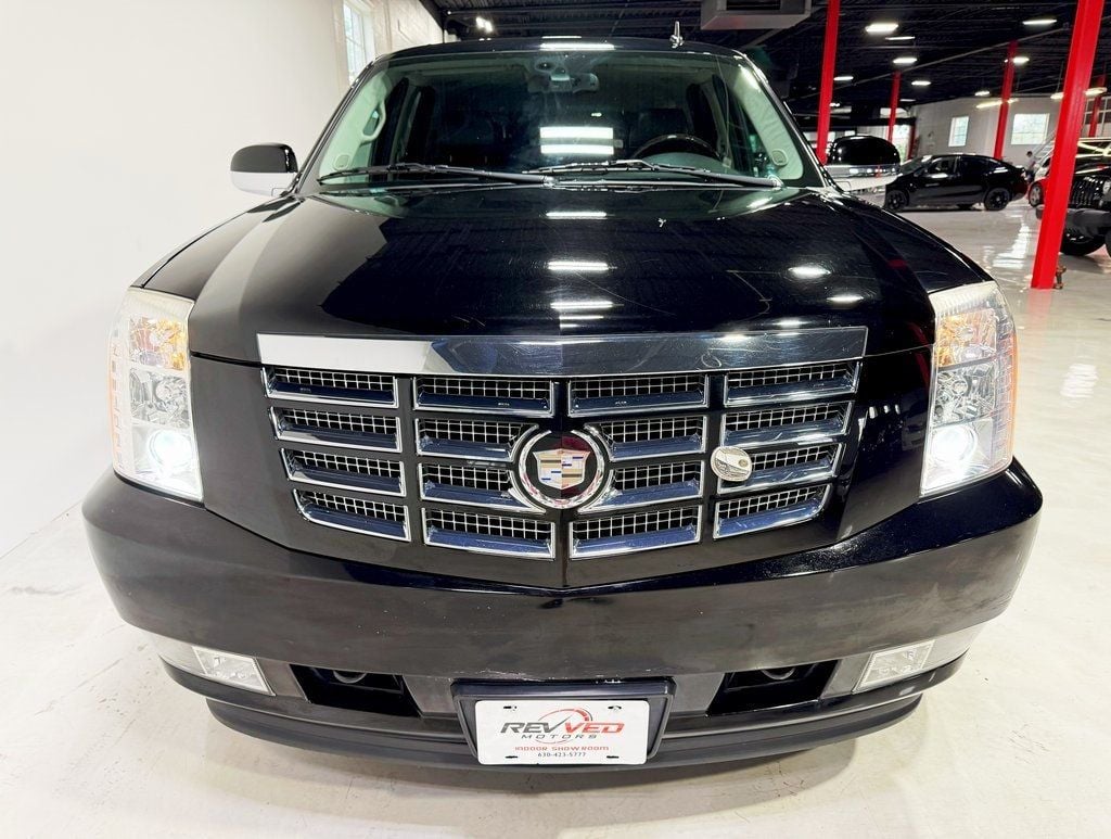 2009 Cadillac Escalade photo 9