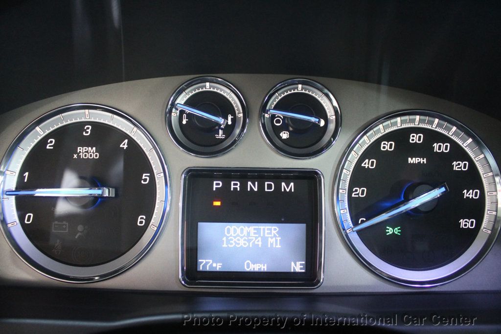 2009 Cadillac Escalade EXT Luxury photo 17