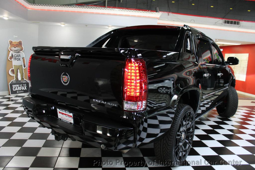 2009 Cadillac Escalade EXT Luxury photo 3