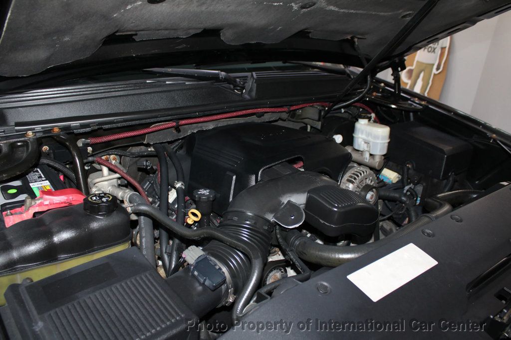 2009 Cadillac Escalade EXT Luxury photo 36