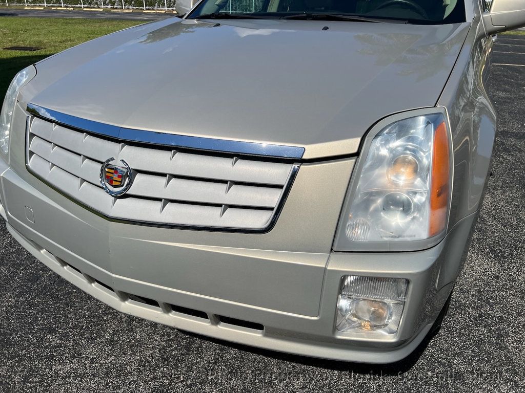 2009 Cadillac SRX SUV 3.6L Luxury Collection Third Row - 22930923 - 15