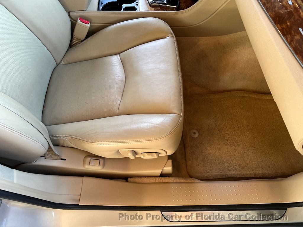 2009 Cadillac SRX SUV 3.6L Luxury Collection Third Row - 22930923 - 39