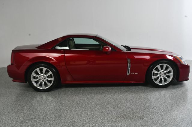 2009 Cadillac XLR 2dr Convertible Platinum - 23026833 - 22