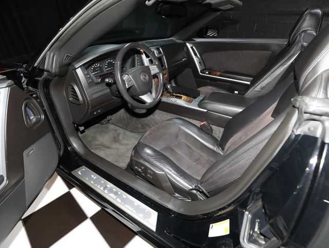 2009 Cadillac XLR-V 2dr Convertible - 23049599 - 1
