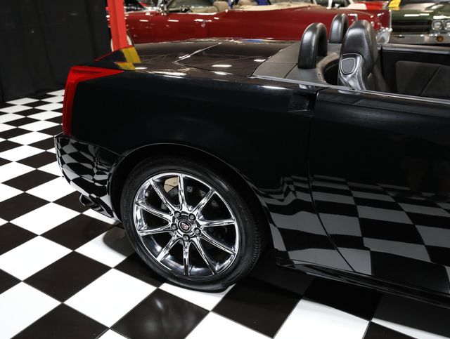 2009 Cadillac XLR-V 2dr Convertible - 23049599 - 26