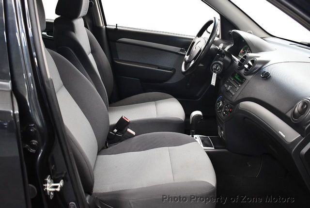 2009 Chevrolet Aveo 5dr Hatchback LS - 21996031 - 11