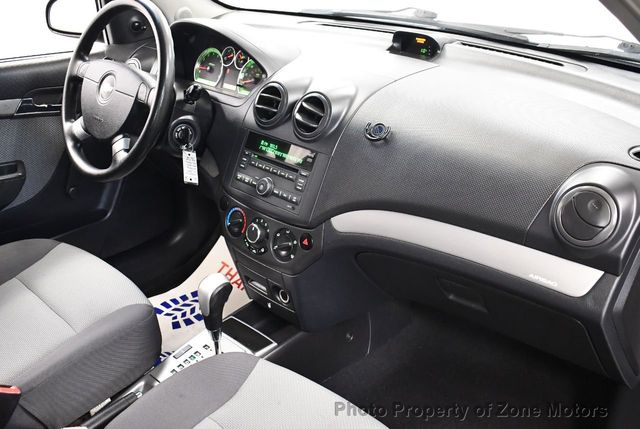 2009 Chevrolet Aveo 5dr Hatchback LS - 21996031 - 12