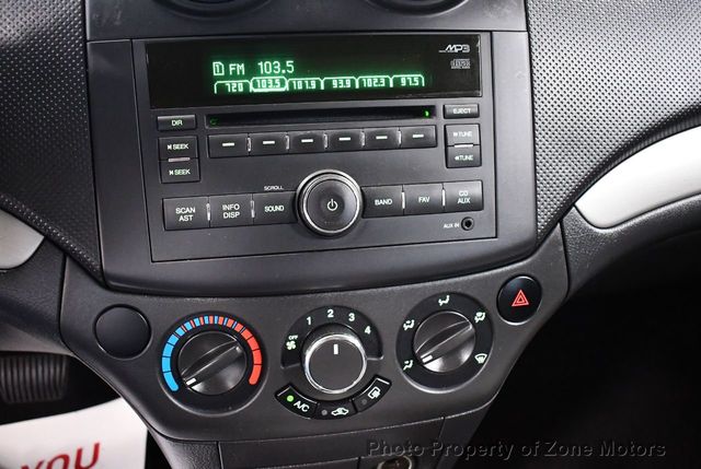 2009 Chevrolet Aveo 5dr Hatchback LS - 21996031 - 22