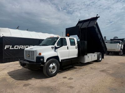 2009 Chevrolet C6500 Crew Cab Dump Truck