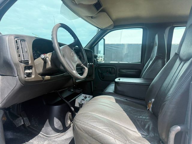 2009 Chevrolet C6500 Crew Cab Dump Truck  - 23062078 - 13
