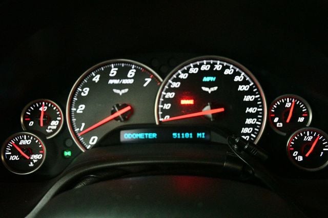 2009 Chevrolet Corvette 2dr Coupe w/1LT - 22960745 - 32