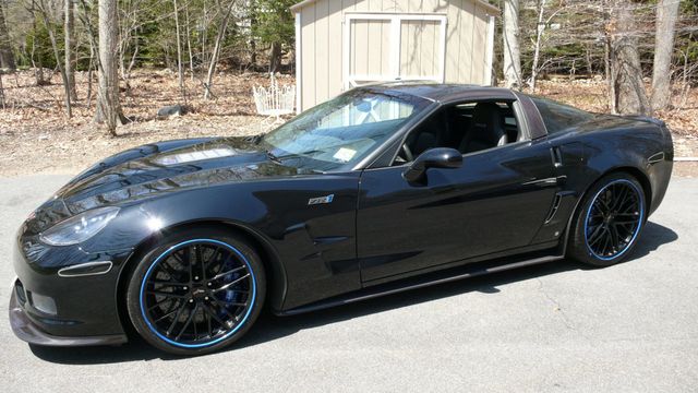 2009 Chevrolet Corvette 2dr Coupe ZR1 w/3ZR - 17621426 - 0